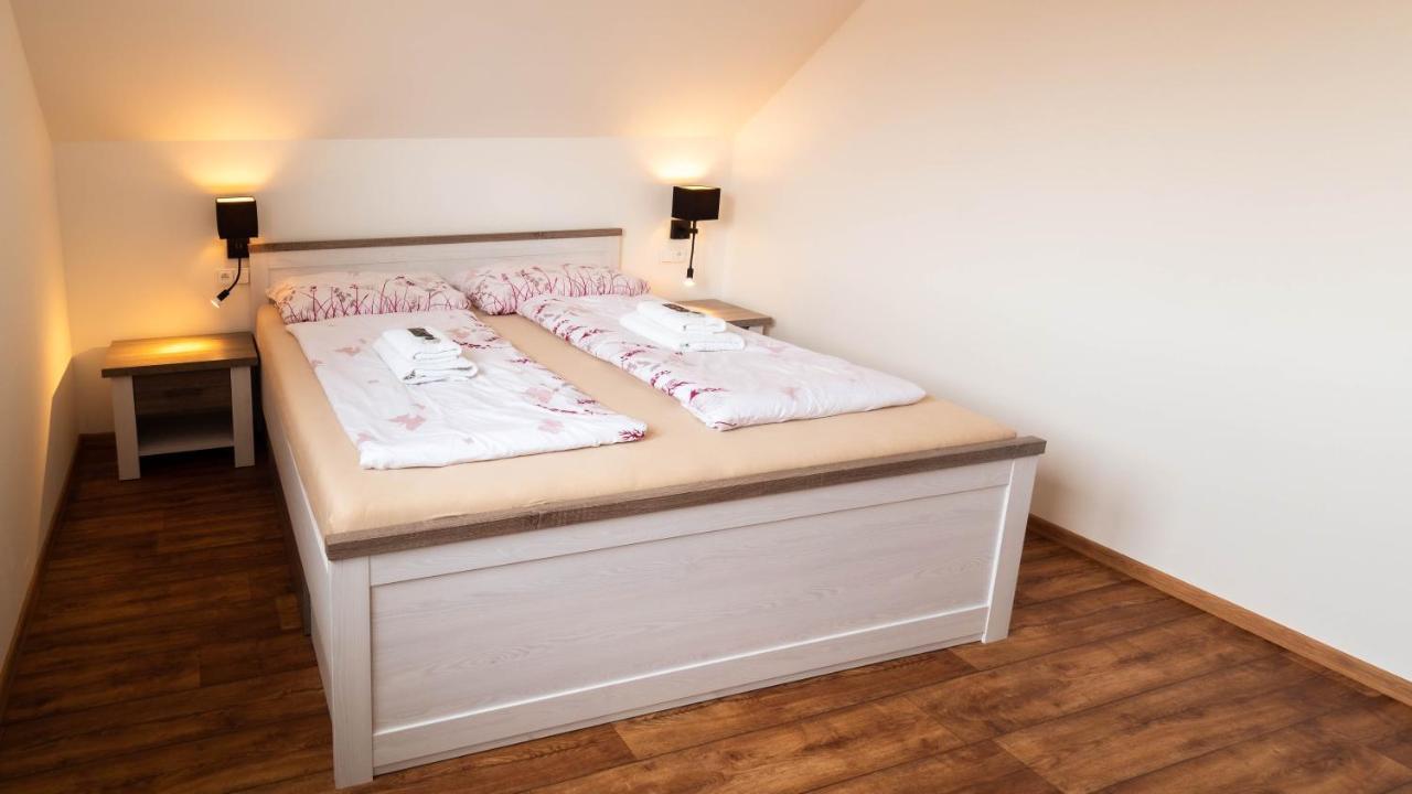 Apartmány Habánská, celý dům Pouzdrany Exterior foto